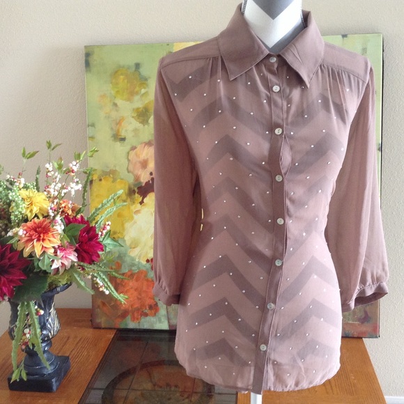 Forever 21 Tops - PLUS SIZE Forever 21 beige Sequin Blouse
